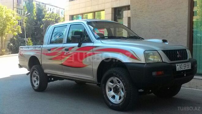 Mitsubishi L200 2003, 216,250 km - 2.5 l - Bakı