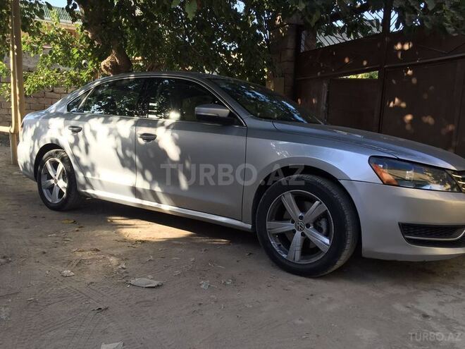 Volkswagen Passat 2013, 43,589 km - 2.5 l - Bakı