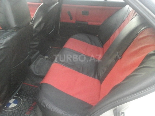 BMW 320 1991, 127,500 km - 2.0 l - Bakı