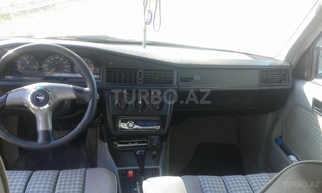 Mercedes 190 1991, 267,000 km - 1.8 л - Bakı
