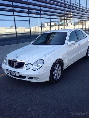 Mercedes E 270 2002, 282,000 km - 2.7 l - Bakı
