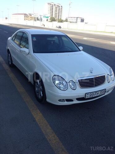 Mercedes E 270 2002, 282,000 km - 2.7 l - Bakı