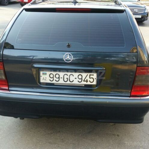Mercedes C 220 1998, 243,000 km - 2.2 l - Bakı