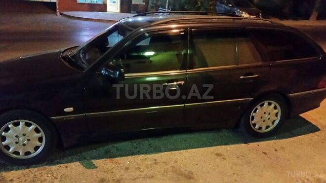 Mercedes C 220 1998, 243,000 km - 2.2 l - Bakı