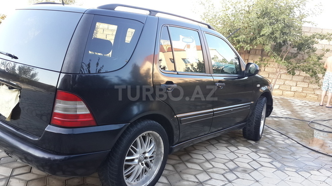Mercedes ML 320 1998, 260,000 km - 3.2 л - Bakı