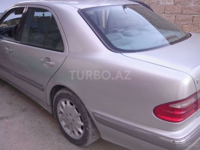 Mercedes E 240 2000, 1,667,007 km - 2.4 l - Bakı