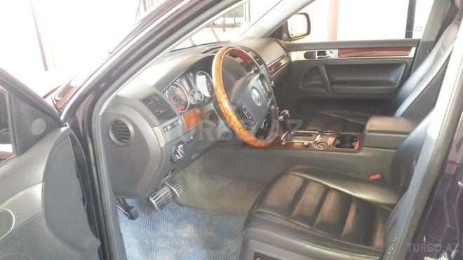 Volkswagen Touareg 2005, 181,000 km - 3.2 l - Bakı