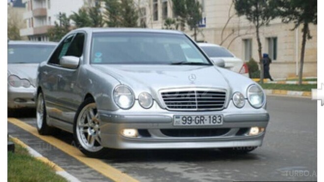 Mercedes E 240 2000, 255,000 km - 2.4 l - Bakı