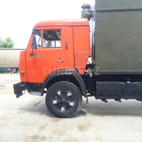 KamAz 53212 1991, 200,000 km - 11.0 l - Salyan