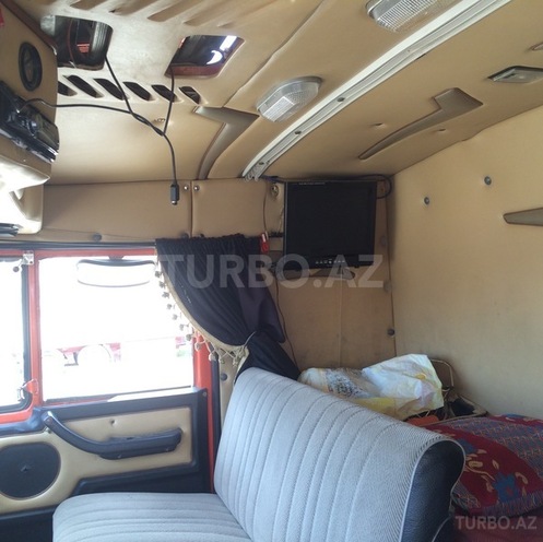 KamAz 53212 1991, 200,000 km - 11.0 l - Salyan