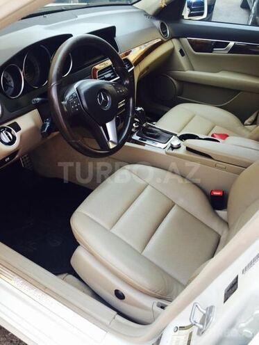 Mercedes C 180 2011, 86,000 km - 1.8 l - Bakı