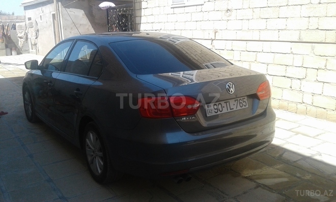 Volkswagen Jetta 2012, 60,000 km - 1.6 l - Bakı