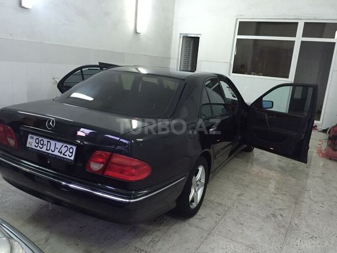 Mercedes E 200 1998, 265,000 km - 2.0 л - Bakı