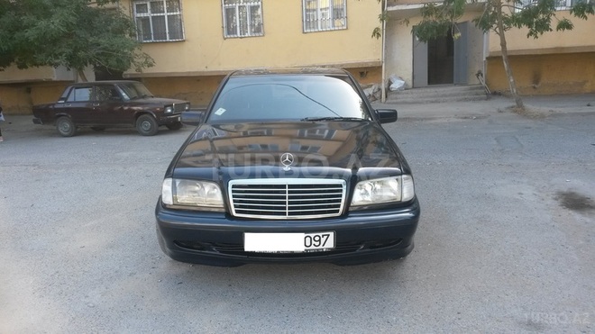 Mercedes C 220 2000, 400,000 km - 2.2 l - Bakı