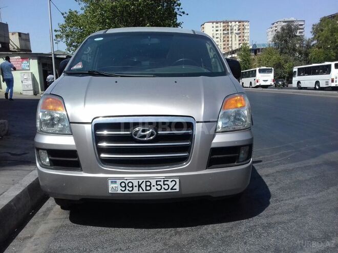 Hyundai H-1 2006, 370,000 km - 2.5 l - Bakı