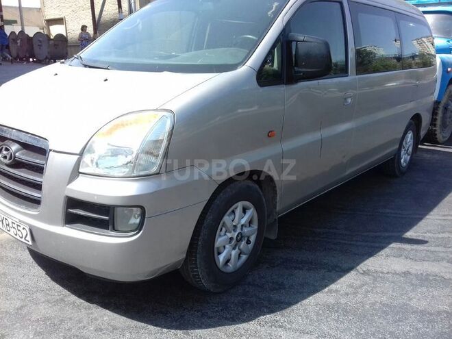 Hyundai H-1 2006, 370,000 km - 2.5 l - Bakı