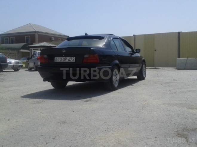 BMW 318 1991, 12,000 km - 2.0 л - Sumqayıt