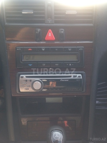 Mercedes C 220 1995, 297,000 km - 2.2 l - Sumqayıt