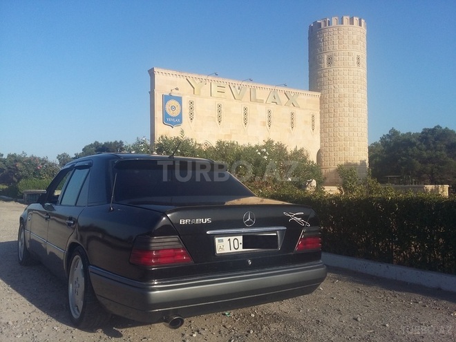 Mercedes E 200 1994, 271,000 km - 2.0 l - Şirvan