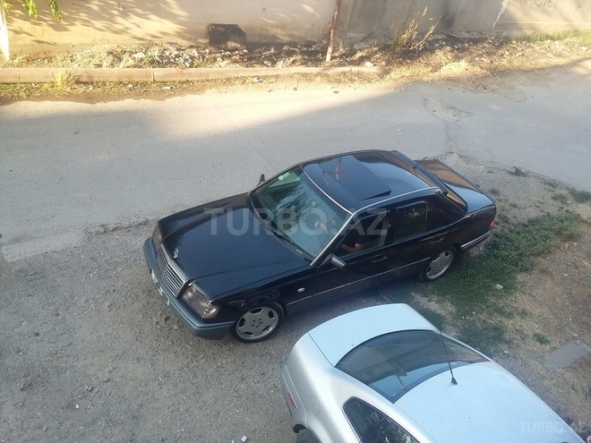 Mercedes E 200 1994, 271,000 km - 2.0 l - Şirvan