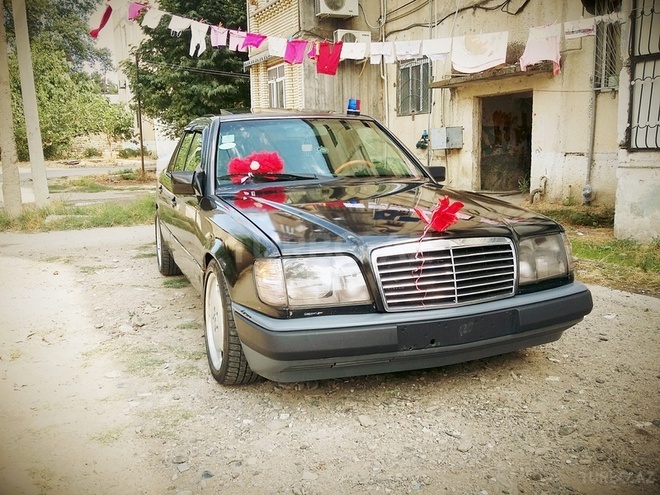 Mercedes E 200 1994, 271,000 km - 2.0 l - Şirvan