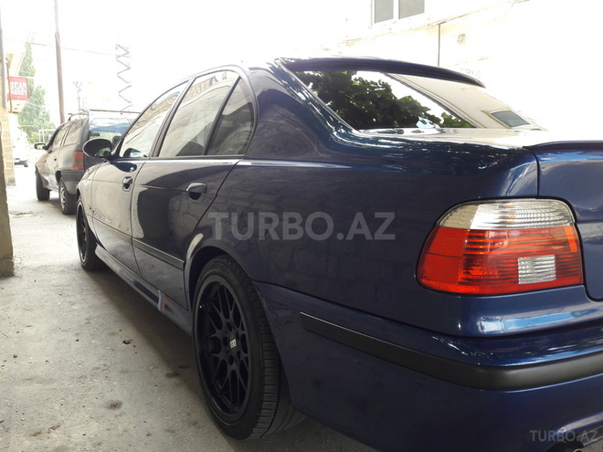 BMW 525 2002, 165,000 km - 2.5 л - Bakı