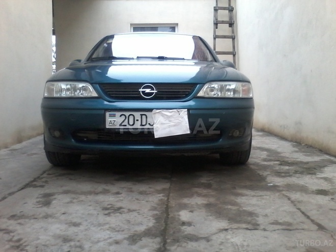 Opel Vectra 2001, 212,000 km - 2.2 l - Gəncə