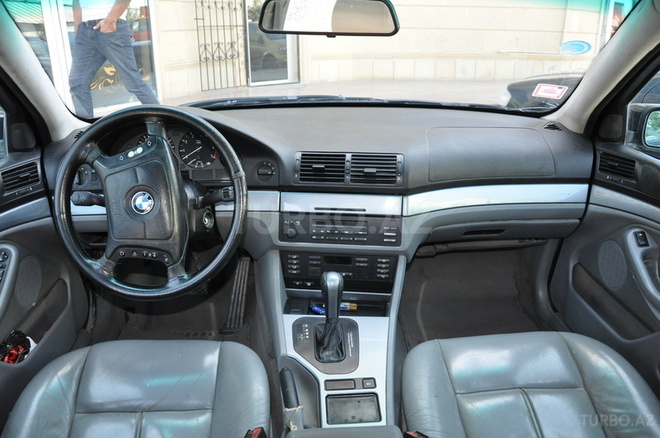 BMW 525 1998, 330,000 km - 2.5 l - Bakı