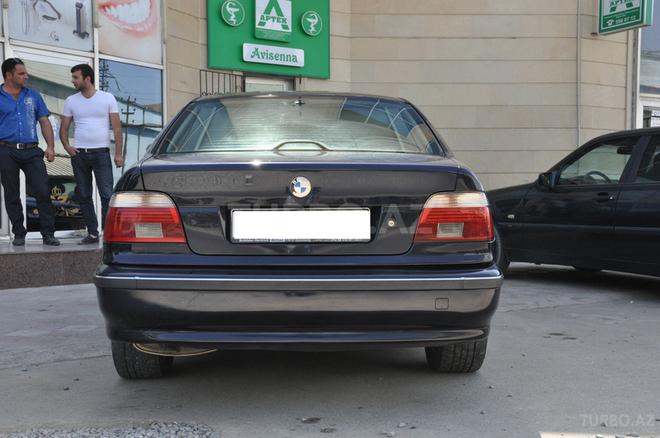 BMW 525 1998, 330,000 km - 2.5 l - Bakı