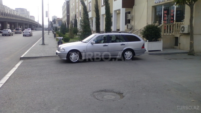 Mercedes C 180 1998, 270,720 km - 1.8 l - Bakı