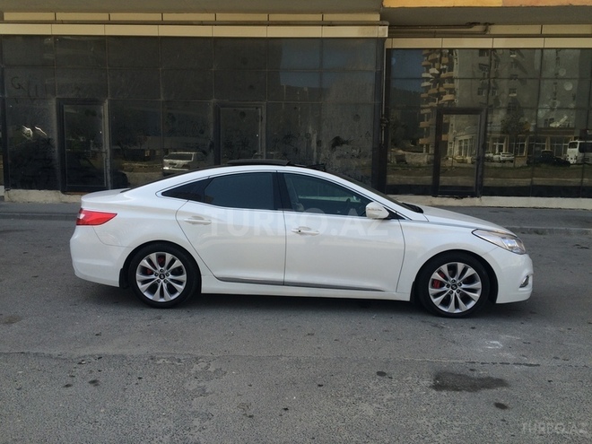 Hyundai Grandeur 2014, 32,700 km - 2.4 l - Bakı