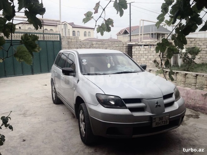 Mitsubishi Outlander 2002, 164,300 km - 2.4 l - Sumqayıt