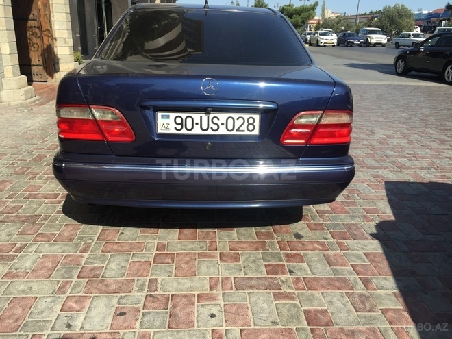Mercedes E 280 1999, 180,000 km - 2.8 l - Bakı