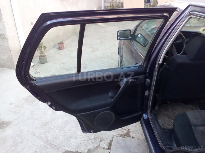 Volkswagen Golf 1993, 231,158 km - 2.0 l - Bakı