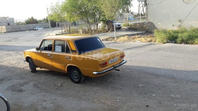 LADA (VAZ) 21011 1984, 400,000 km - 1.6 l - Bakı