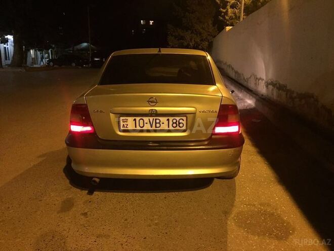 Opel Vectra 1997, 400,000 km - 1.8 л - Bakı
