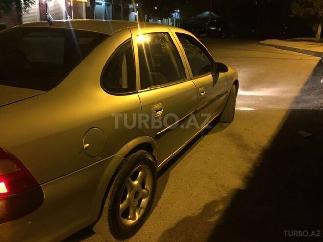 Opel Vectra 1997, 400,000 km - 1.8 л - Bakı