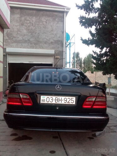 Mercedes E 220 2000, 275,000 km - 2.2 l - Ağdaş