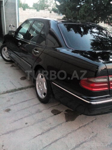 Mercedes E 220 2000, 275,000 km - 2.2 l - Ağdaş