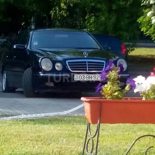 Mercedes E 220 2000, 270,000 km - 0.2 l - Ağdaş