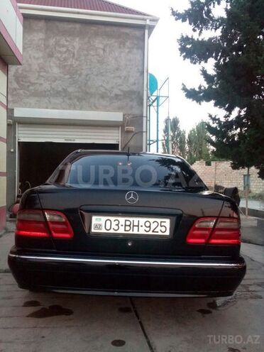 Mercedes E 220 2000, 270,000 km - 0.2 l - Ağdaş
