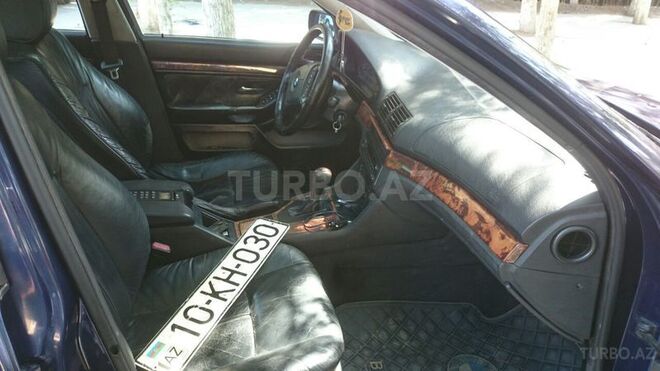 BMW 528 1998, 210,000 km - 2.8 л - Bakı