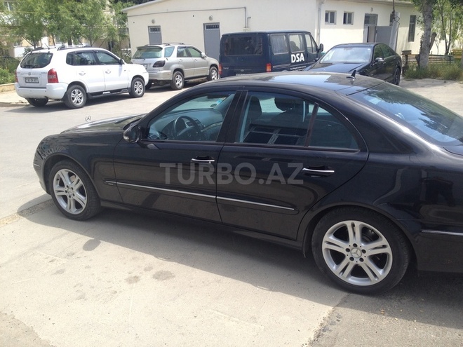 Mercedes E 280 2007, 196,000 km - 2.8 l - Bakı