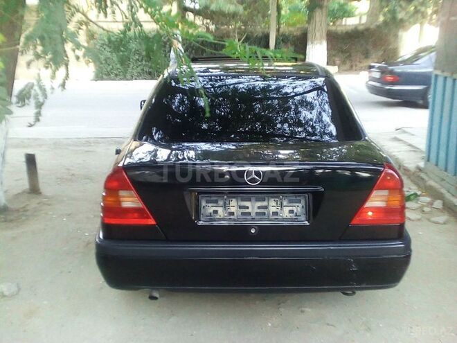 Mercedes C 180 1995, 250,000 km - 1.8 l - Sumqayıt