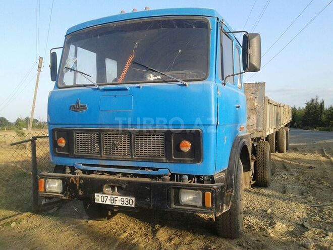 MAZ  1990, 300,000 km - 11.0 l - Astara