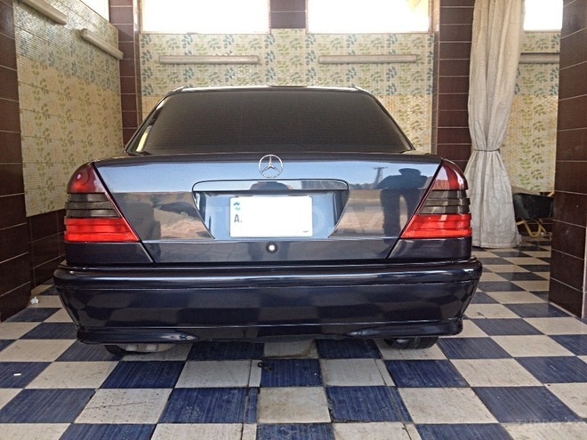 Mercedes C 200 1999, 174,000 km - 2.0 л - Bakı