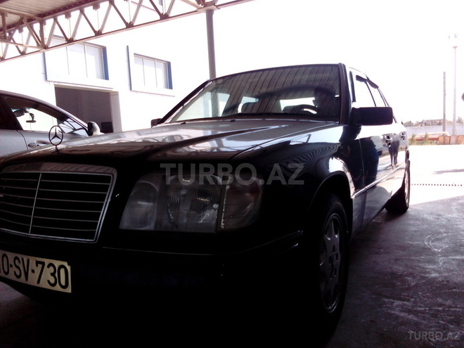 Mercedes E 230 1991, 264,000 km - 2.3 l - Bakı