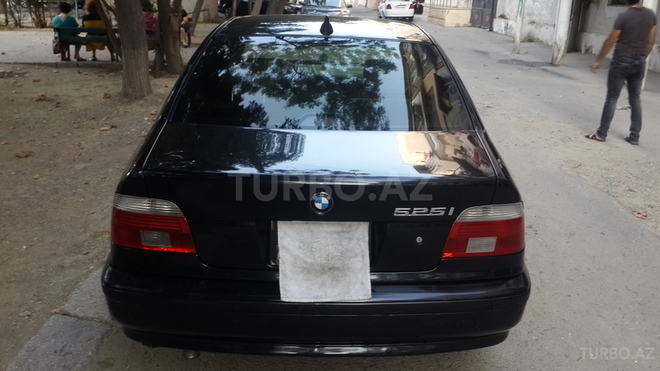BMW 525 2001, 210,000 km - 2.5 l - Bakı