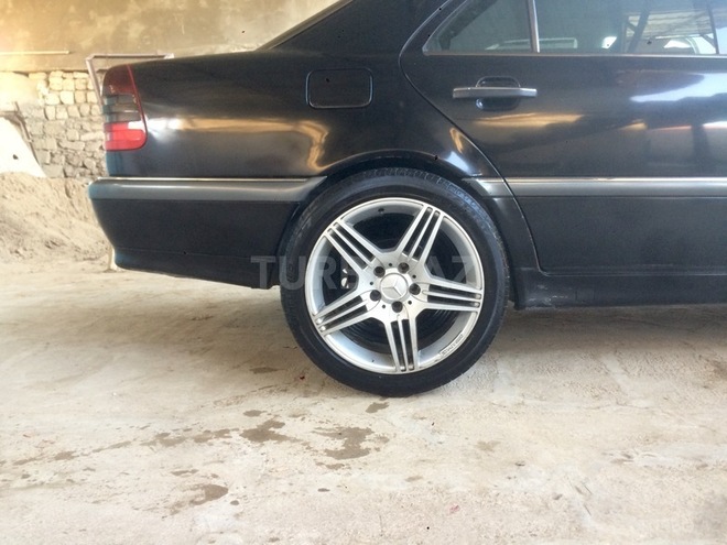 Mercedes C 230 1997, 289,000 km - 2.3 л - Bakı