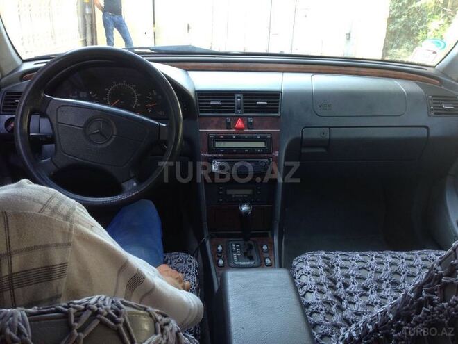 Mercedes C 230 1998, 217,325 km - 2.3 л - Bakı